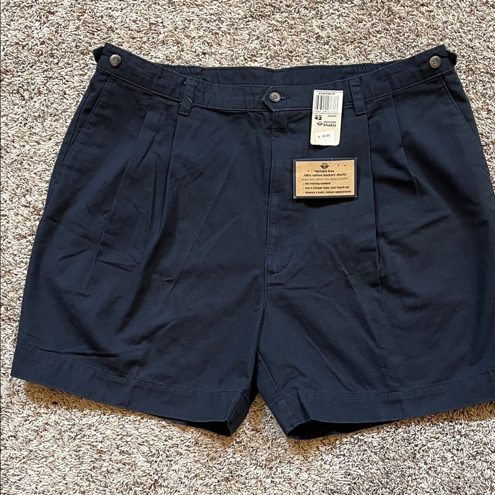 Dockers Men's Dark Blue Pleated Front Shorts